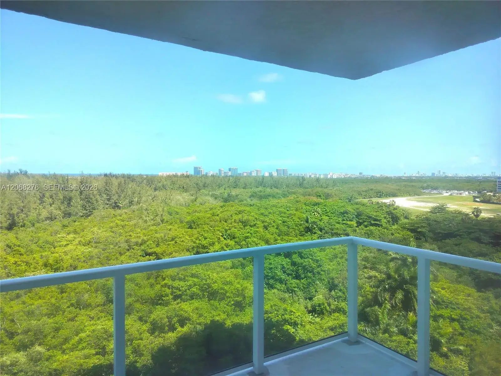14951 Royal Oaks Ln # 1006, North Miami FL 33181