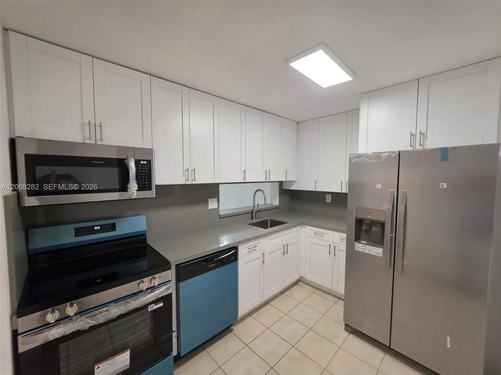 2 bedroom 2 bath Residential Lease for rent at 8400 SW 133rd Ave Rd # 208, Miami FL 33183