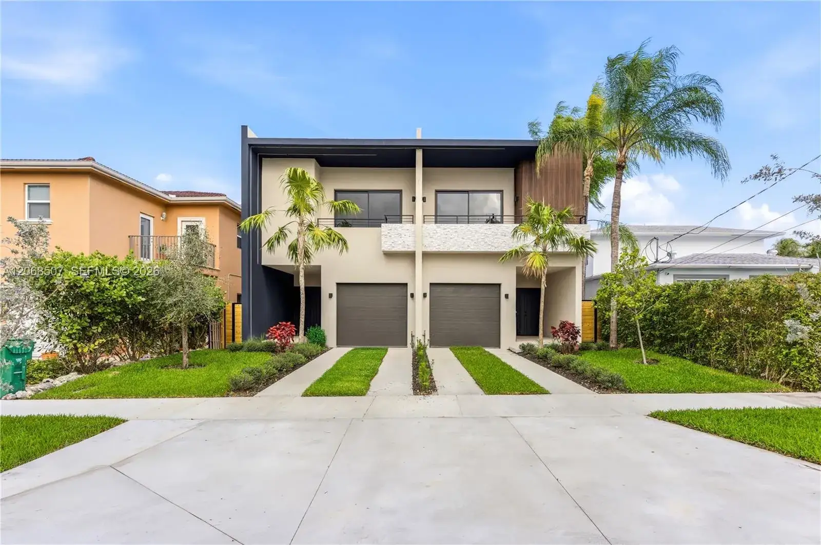 4 bedroom 5 bath Residential for sale at 2927 SW 36th Ave, Miami FL 33133