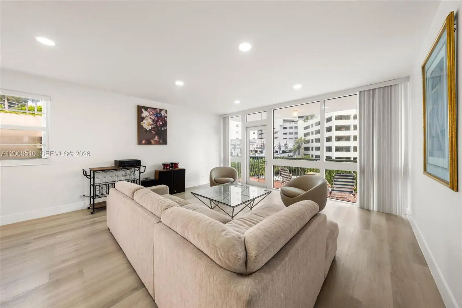 2 bedroom 2 bath Residential for sale at 1408 Brickell Bay Dr # 518, Miami FL 33131