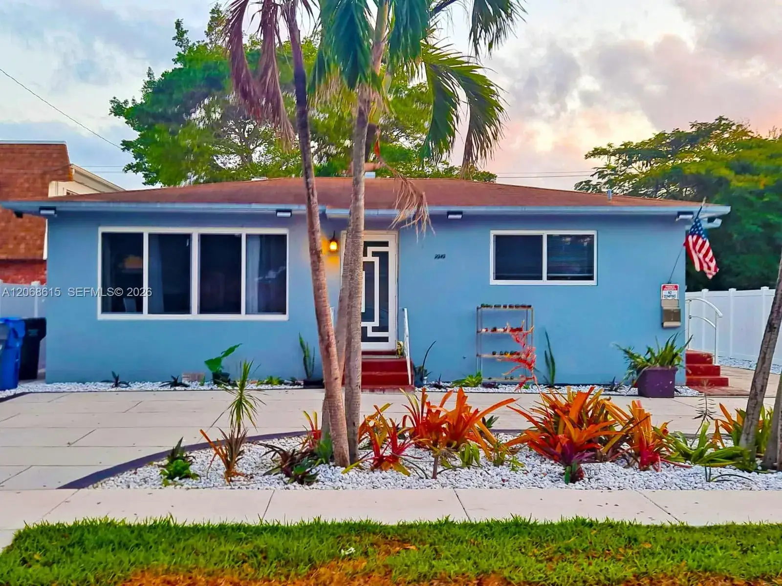 2242 Polk St, Hollywood FL 33020