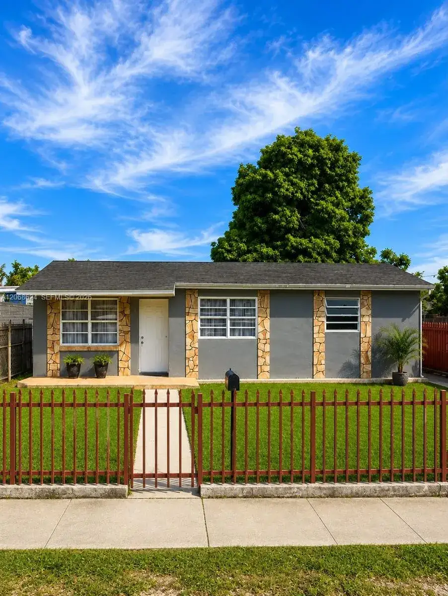 4 bedroom 2 bath Residential for sale at 19811 SW 116th ave, Miami FL 33157