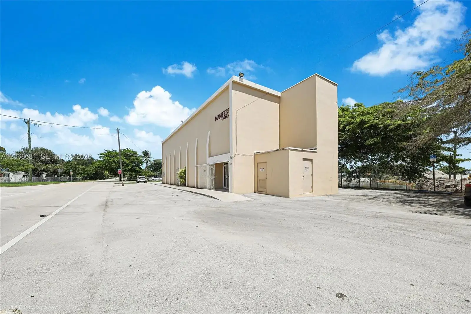 Commercial Sale for sale at 680 Superior St, Opa-Locka FL 33054