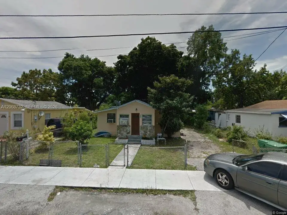 3168 NW 66th St, Miami FL 33147