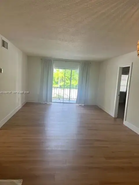 3 bedroom 2 bath Residential Lease for rent at 7947 SW 104th St # 202C, Miami FL 33156