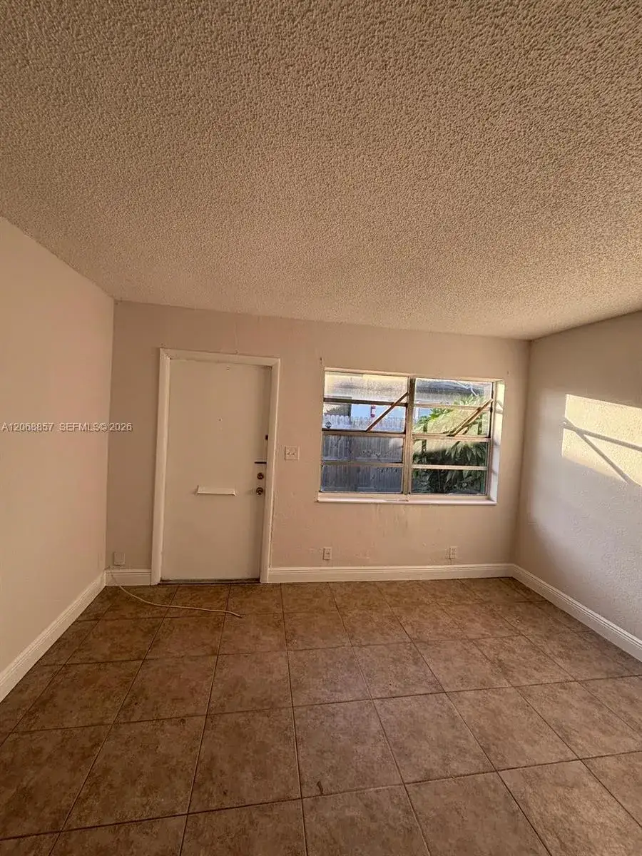 4145 SW 19th St # 1, West Park FL 33023