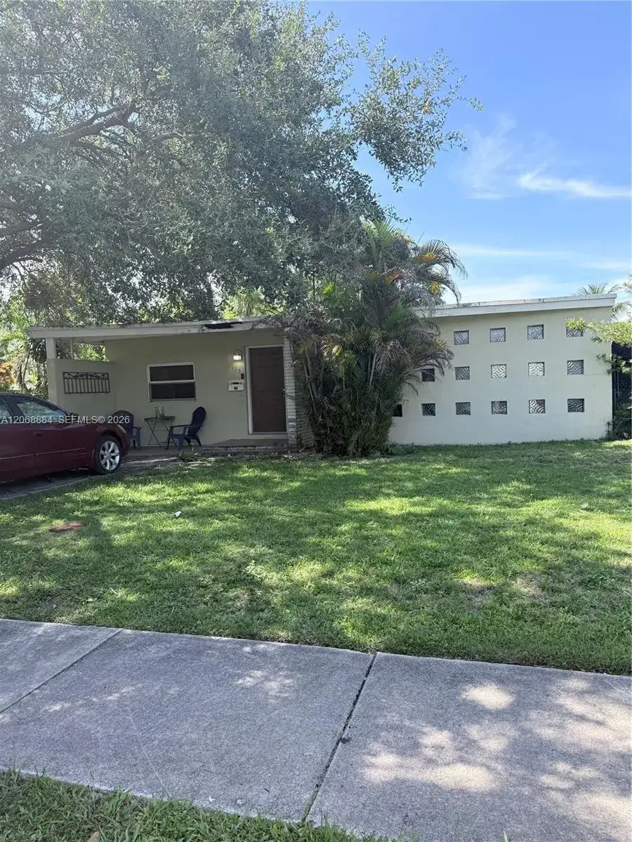 2 bedroom 1 bath Residential for sale at 1435 NE 139th St, North Miami FL 33161