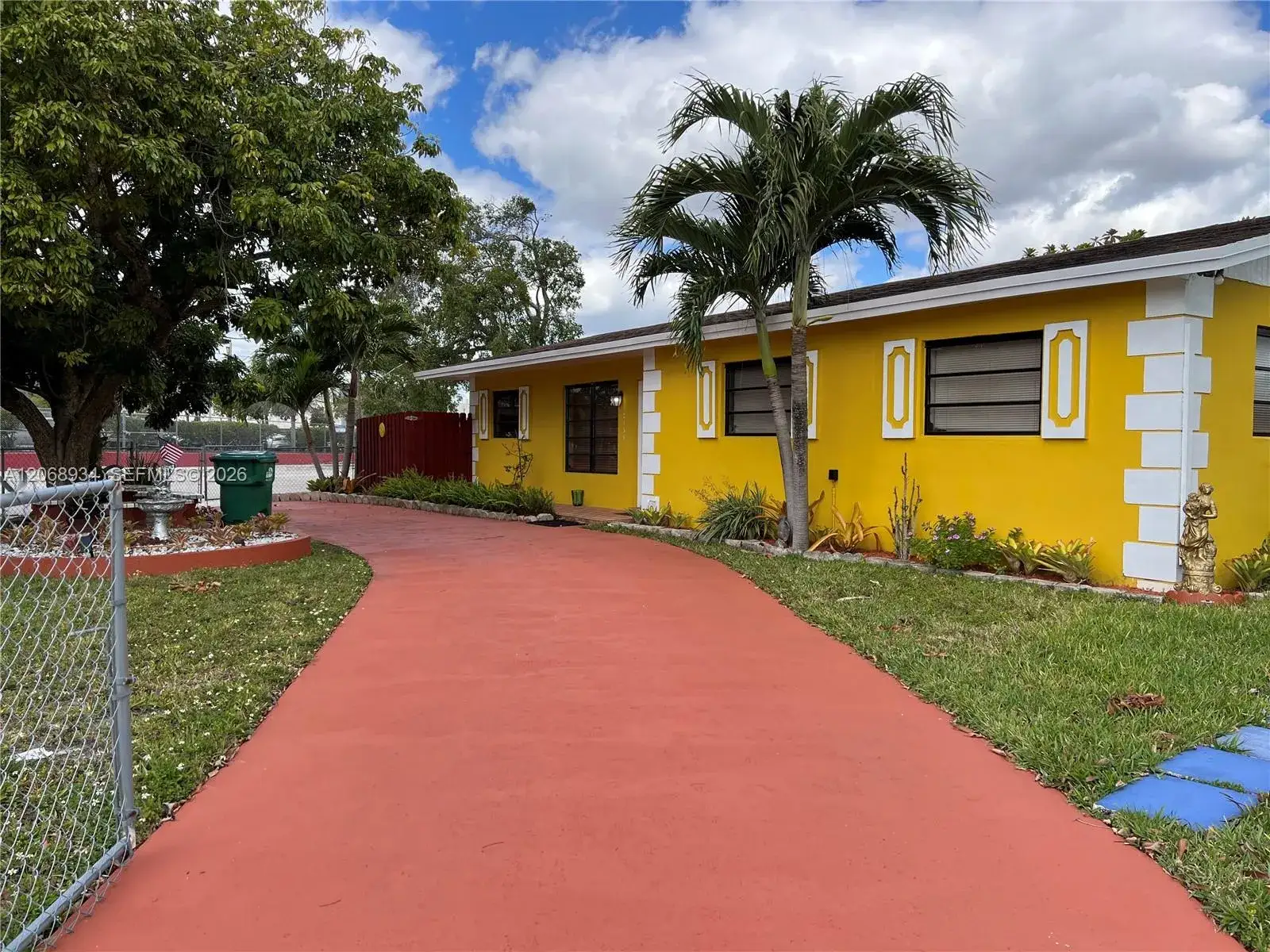 4 bedroom 1 bath Residential for sale at 12135 SW 182nd Ter, Miami FL 33177