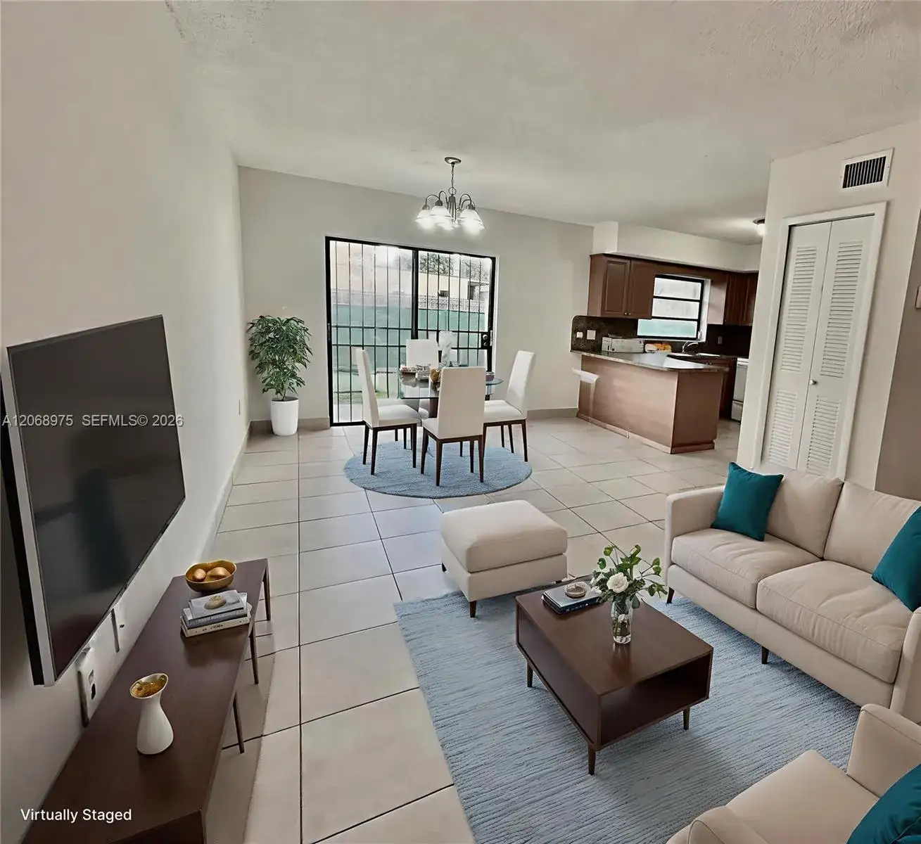 4 bedroom 2 bath Residential Lease for rent at 1095 W 37th St, Hialeah FL 33012