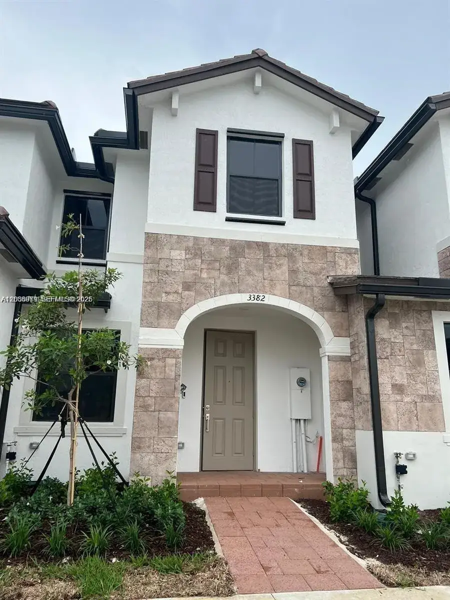 3 bedroom 2 bath Residential for sale at 3382 W 114th Ter, Hialeah FL 33018