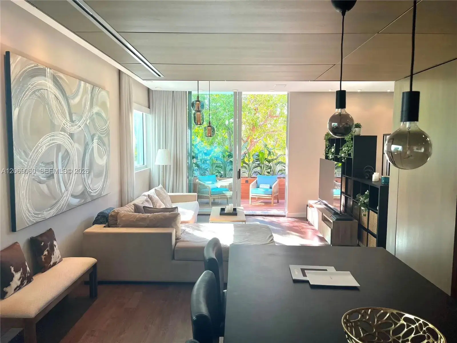 2 bedroom 2 bath Residential Lease for rent at 1700 Meridian Ave # 206, Miami Beach FL 33139