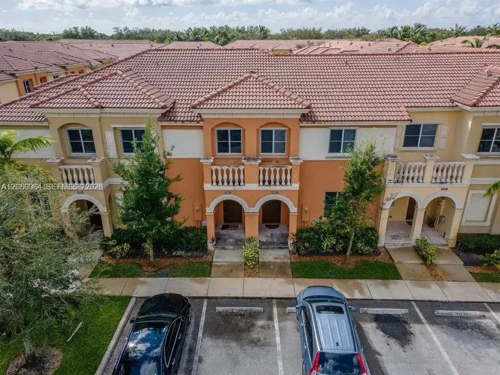 3 bedroom 2 bath Residential for sale at 8922 SW 18th St, Miramar FL 33025