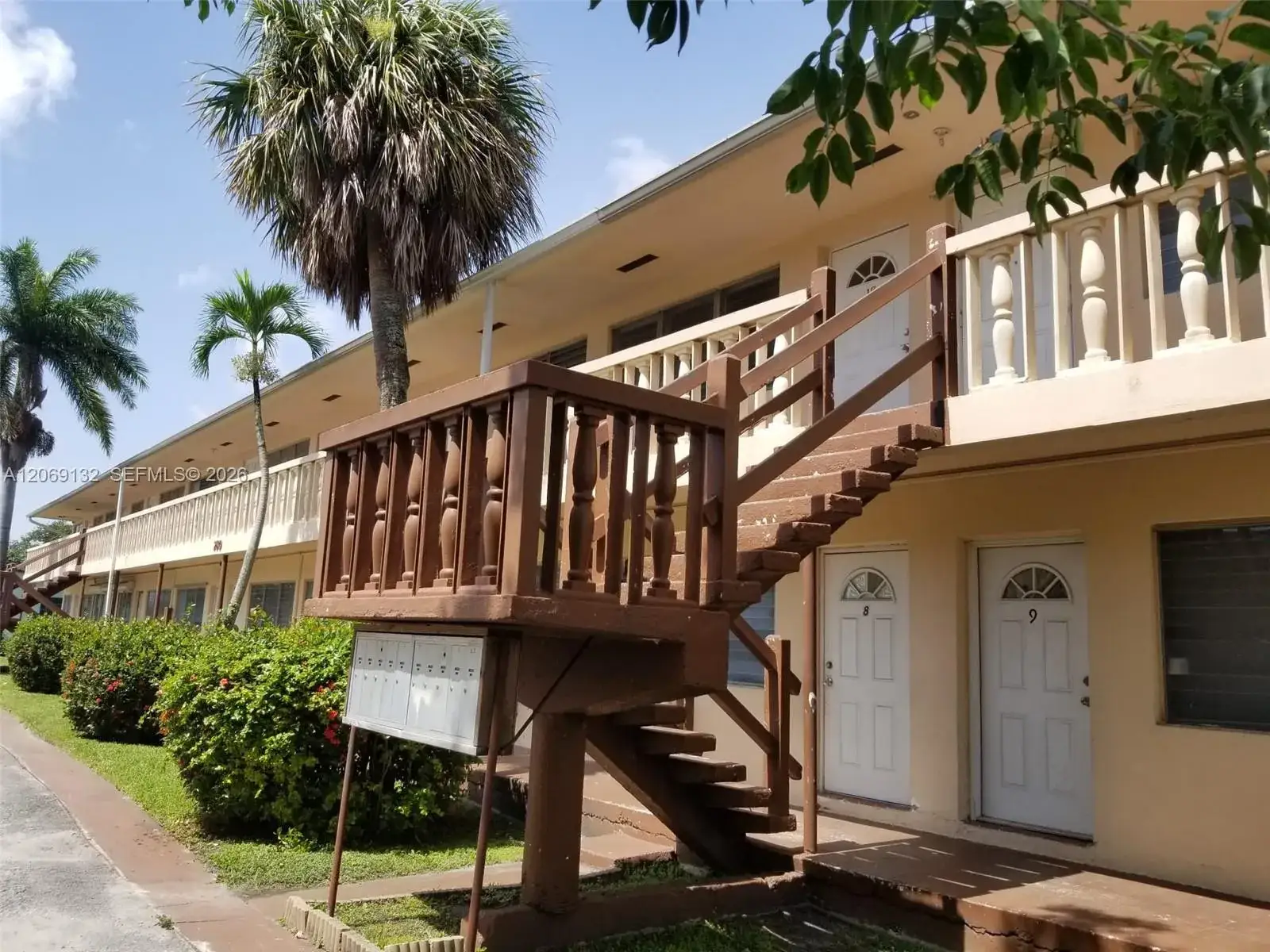 1 bedroom 1 bath Residential Lease for rent at 280 SW 11th Ave # 18, Hallandale Beach FL 33009