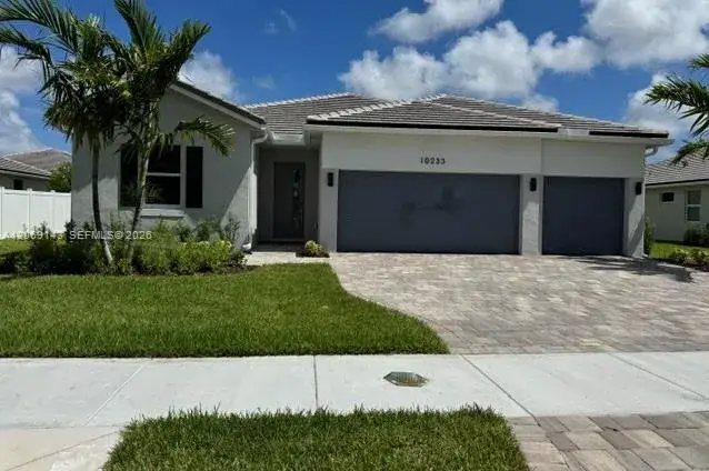 4 bedroom 3 bath Residential for sale at 10233 Bahama Drive, Cutler Bay FL 33189