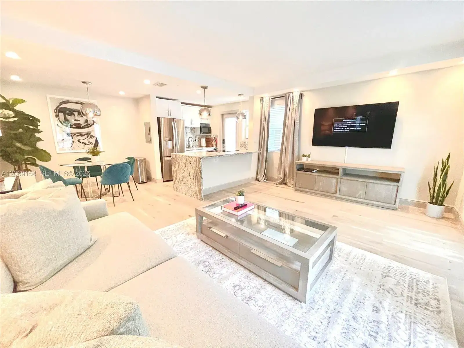 1 bedroom 1 bath Residential for sale at 626 Meridian Ave # 1, Miami Beach FL 33139