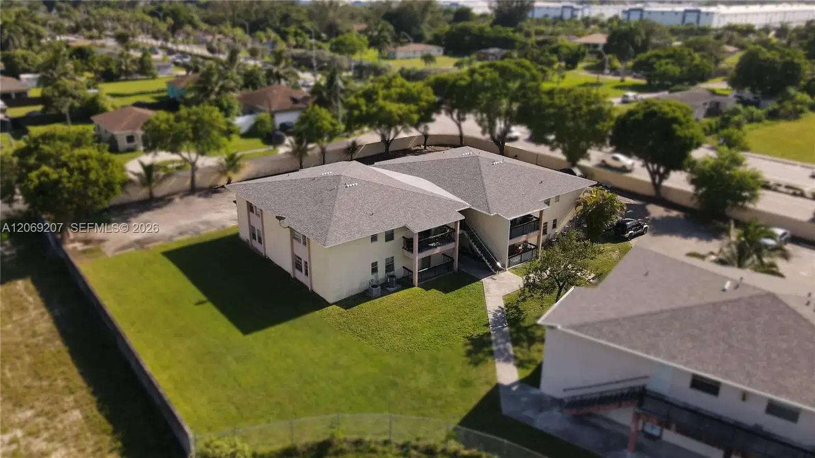 3 bedroom 2 bath Residential Lease for rent at 11505 NW 22nd Ave # 102, Miami FL 33167