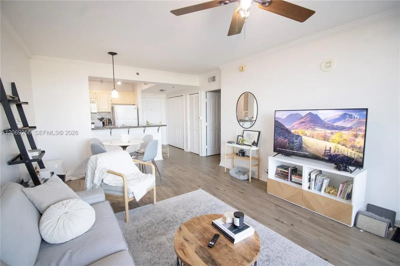 1 bedroom 1 bath Residential Lease for rent at 2665 SW 37th Ave # 911, Miami FL 33133