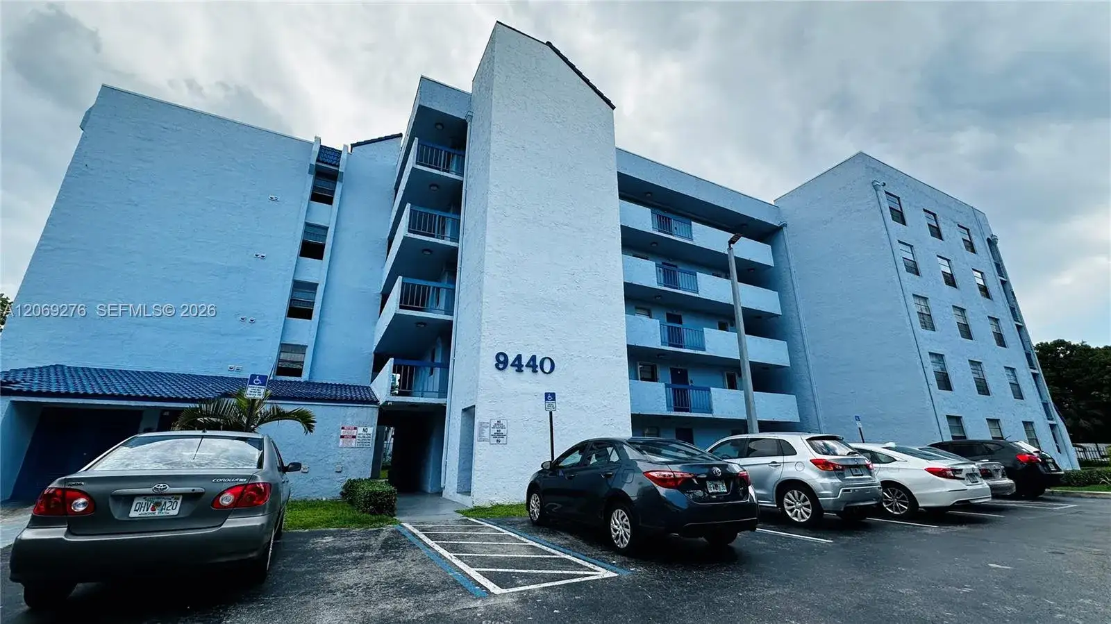 1 bedroom 1 bath Residential Lease for rent at 9440 Fontainebleau Blvd # 508, Miami FL 33172