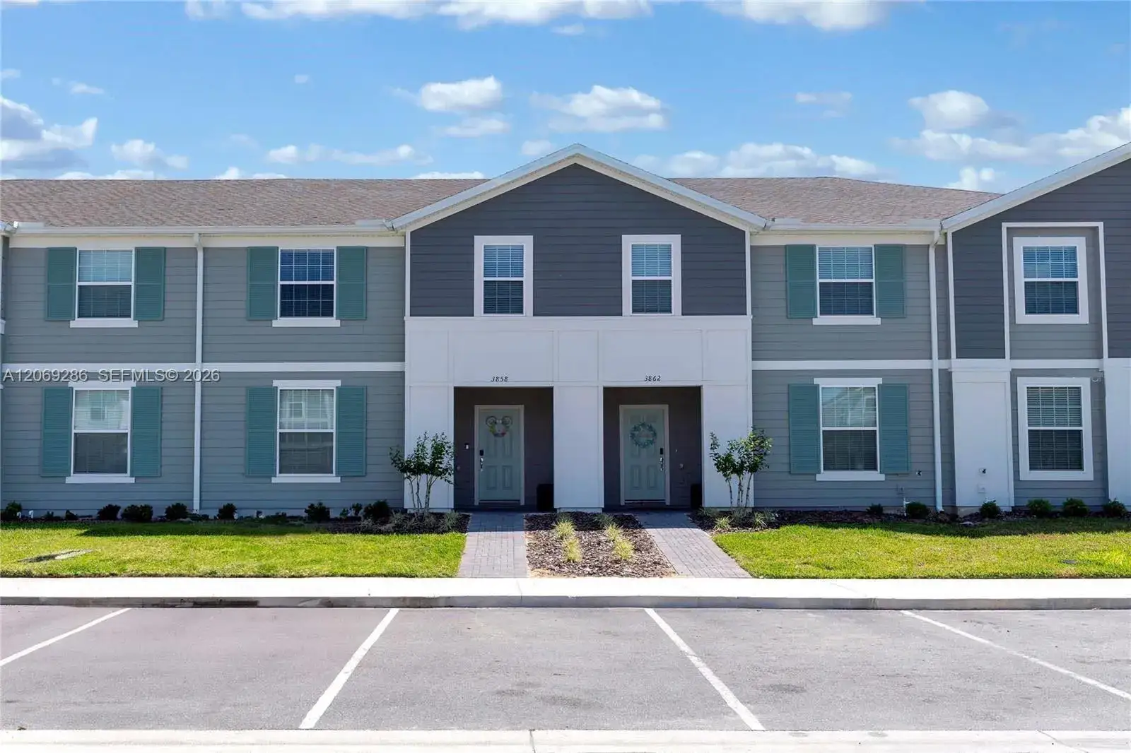 5 bedroom 5 bath Residential for sale at 3850 Lana AVE, Davenport FL 33897