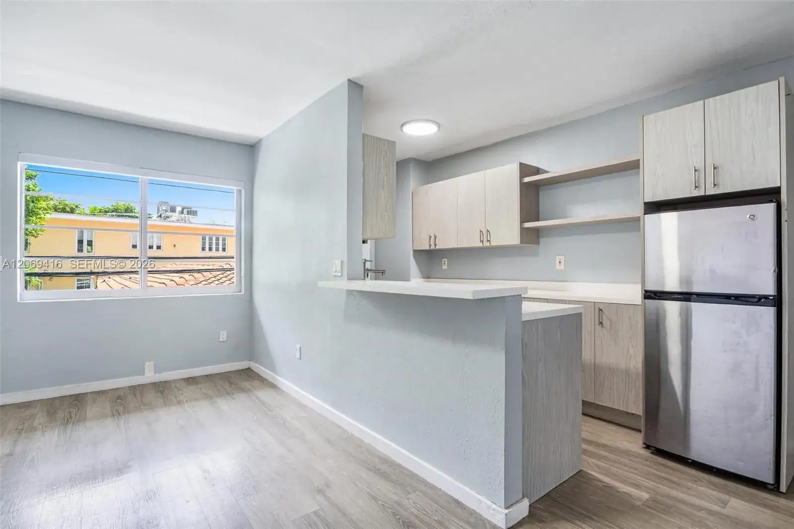 1 bedroom 1 bath Residential Lease for rent at 1135 8th St # 8, Miami Beach FL 33139