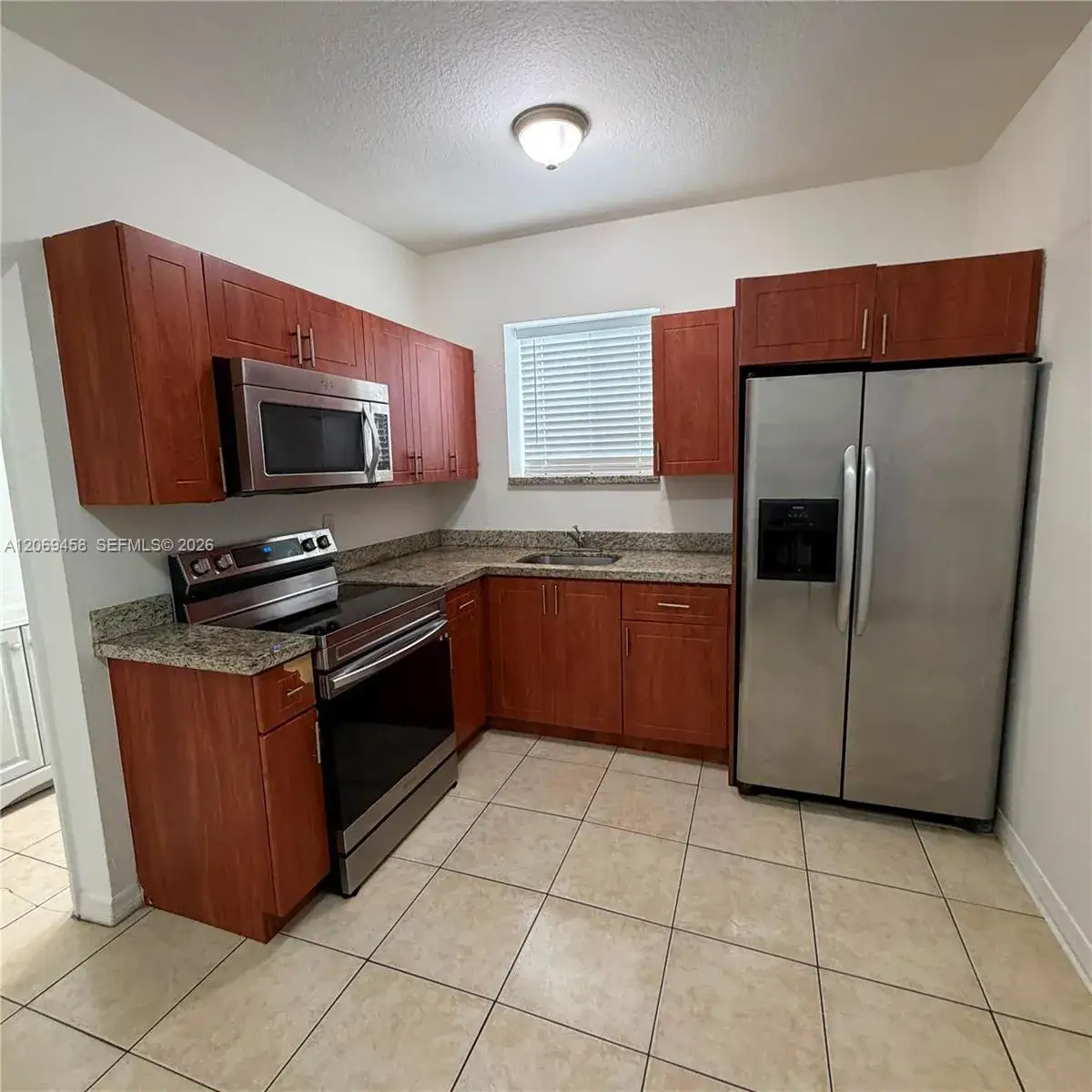1021 NW 3rd St # 208, Miami FL 33128