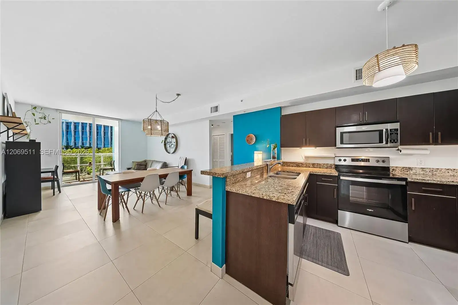 2 bedroom 2 bath Residential for sale at 2020 Prairie Ave # 302, Miami Beach FL 33139