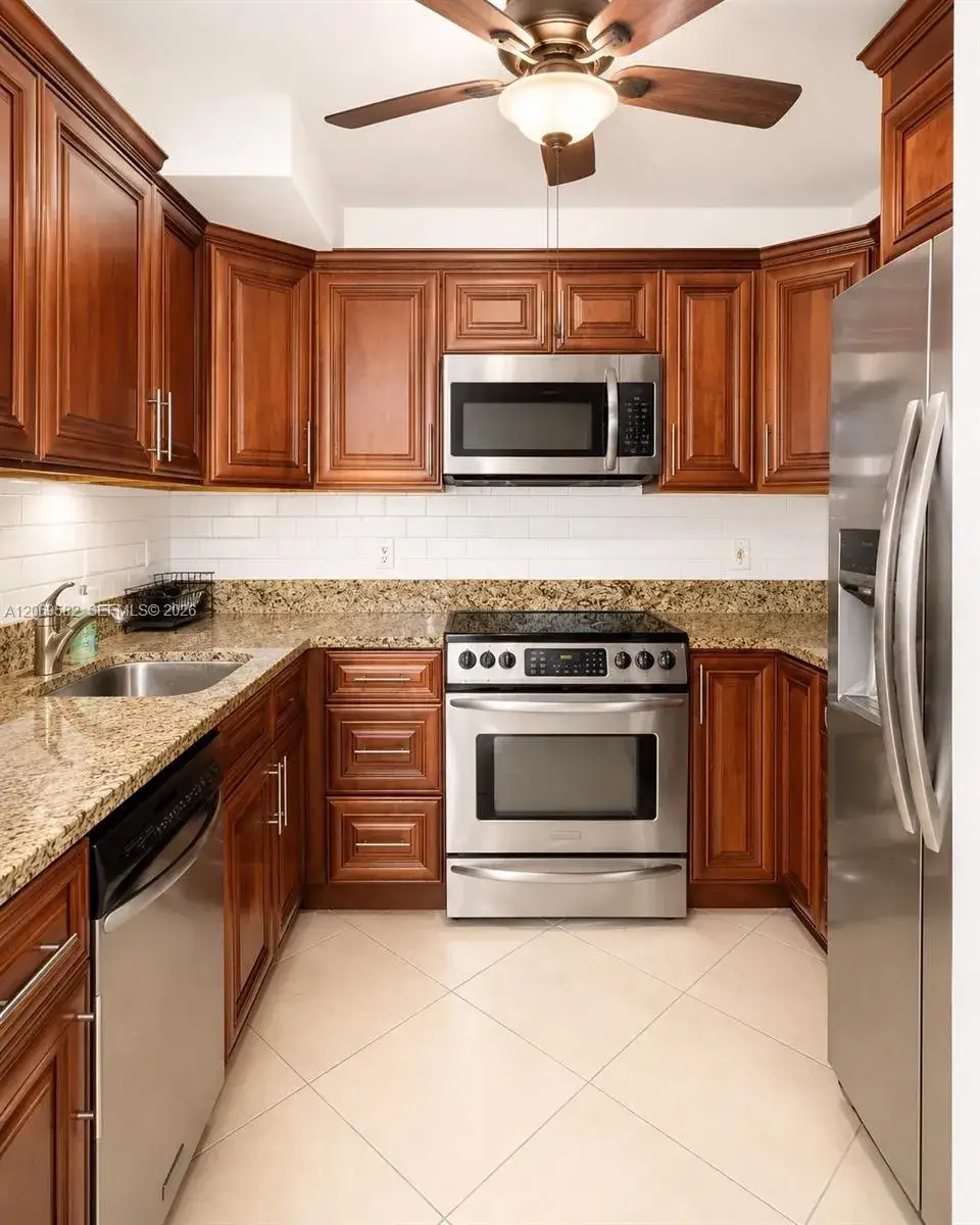 6700 Cypress Rd # 507, Plantation FL 33317