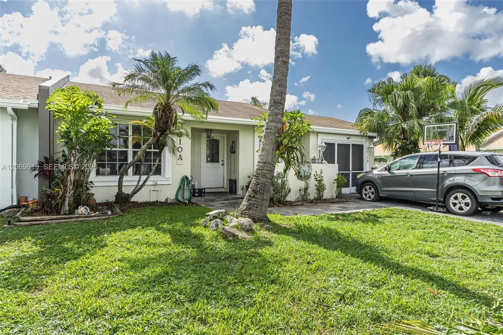 2 bedroom 2 bath Residential for sale at 5510 S Lakewood Cir S # A, Margate FL 33063