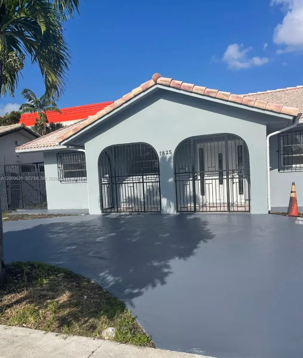 3 bedroom 2 bath Residential for sale at 7825 W 4th Ln, Hialeah FL 33014