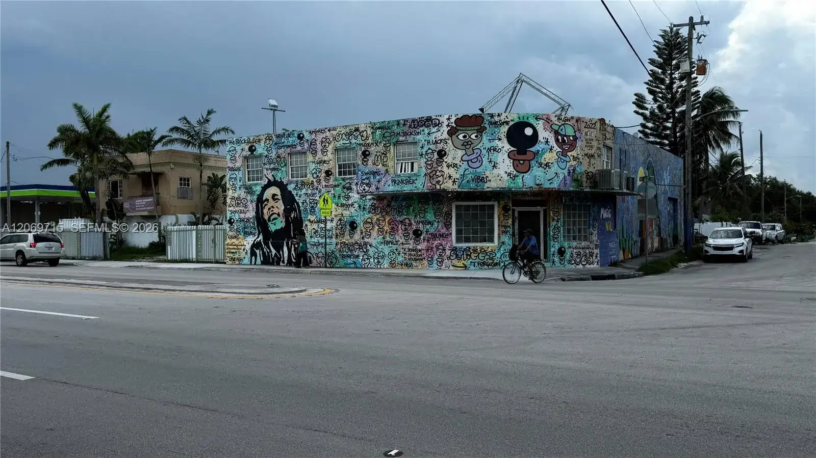 2 bedroom 1 bath Residential for sale at 6220 NE Miami Pl, Miami FL 33138