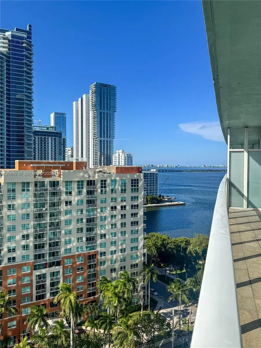 2 bedroom 2 bath Residential for sale at 1900 N Bayshore Dr # 1618, Miami FL 33132