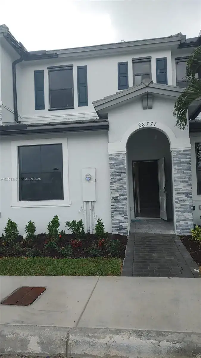 3 bedroom 2 bath Residential Lease for rent at 28771 SW 132nd Ct, Homestead FL 33033