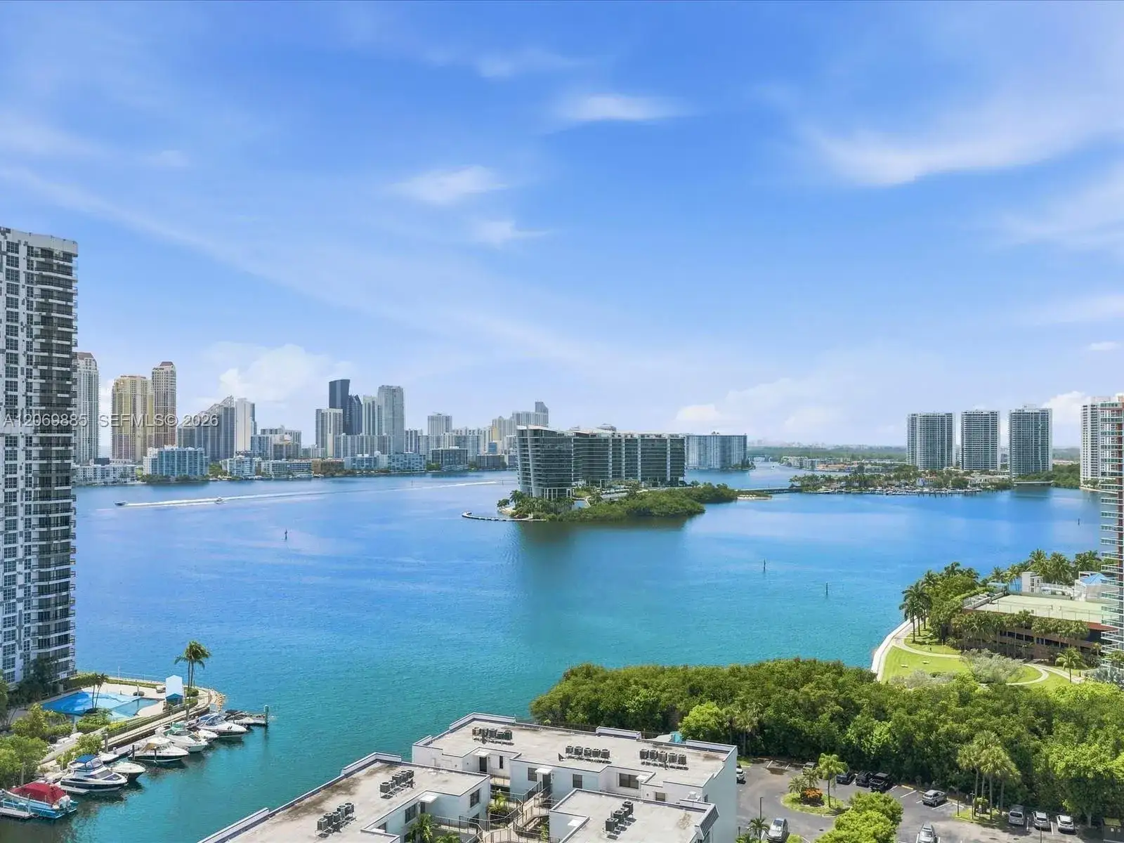 2 bedroom 2 bath Residential for sale at 3400 NE 192nd St # 2001, Aventura FL 33180