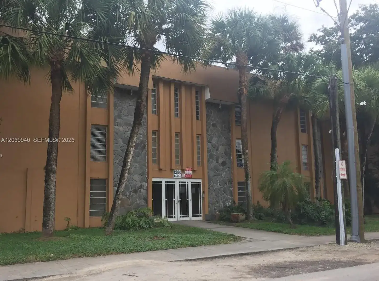 1230 W 54th St # 226A, Hialeah FL 33012