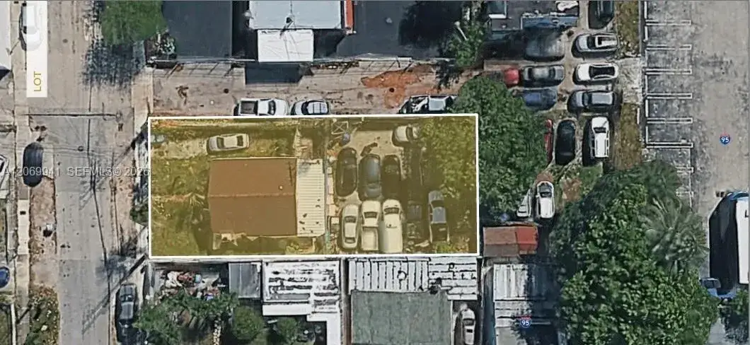 Commercial Sale for sale at 2728 NW 3rd St, Miami FL 33125