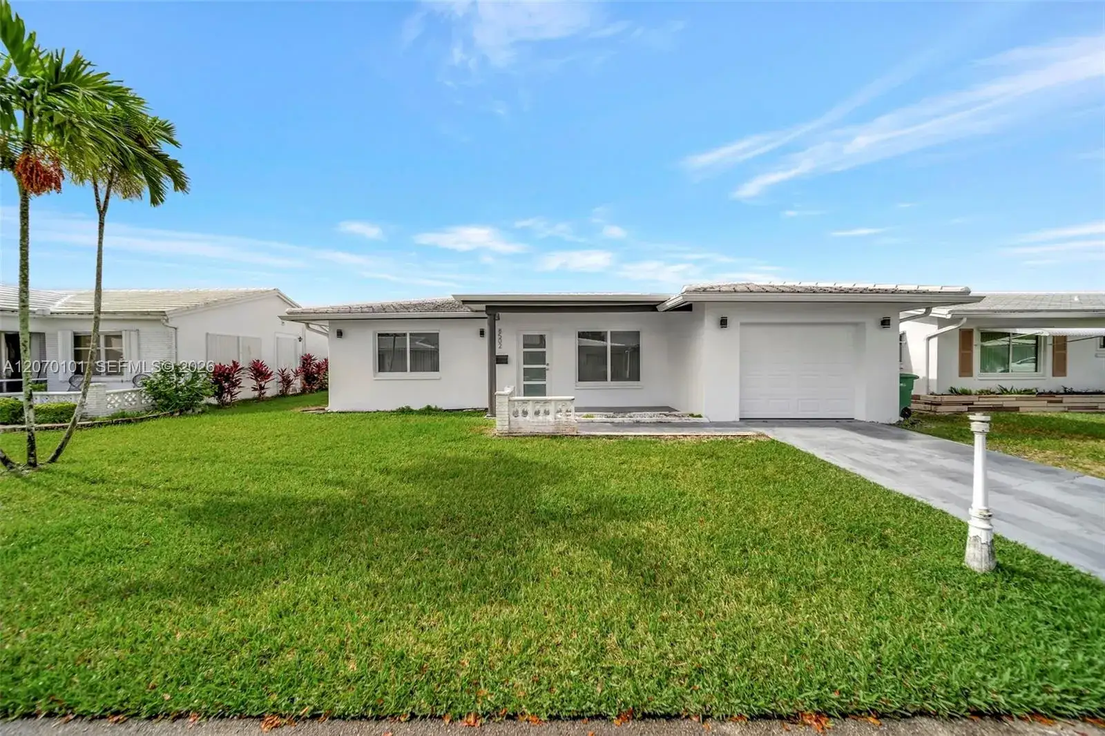 2 bedroom 2 bath Residential Lease for rent at 8502 NW 59th St, Tamarac FL 33321
