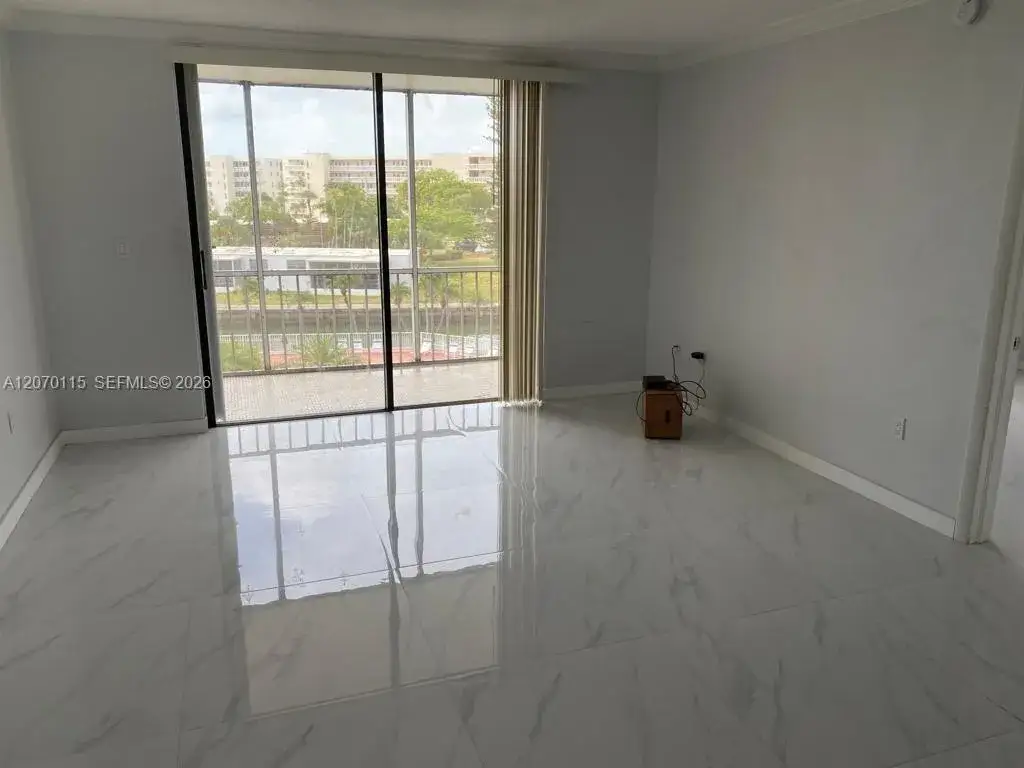2859 Leonard Dr # G408, Aventura FL 33160
