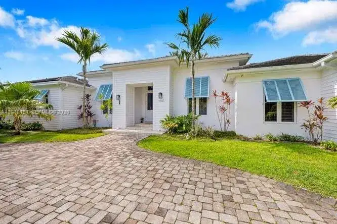 5 bedroom 5 bath Residential for sale at 7840 SW 133rd Ter, Pinecrest FL 33156
