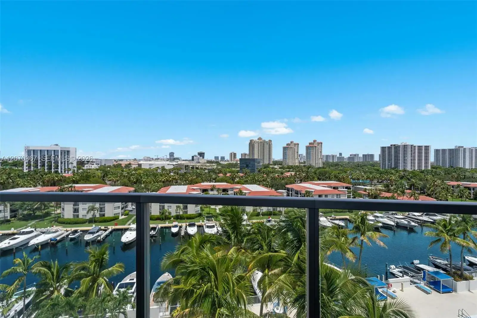 3 bedroom 2 bath Residential Lease for rent at 3029 NE 188th St # 818, Aventura FL 33180
