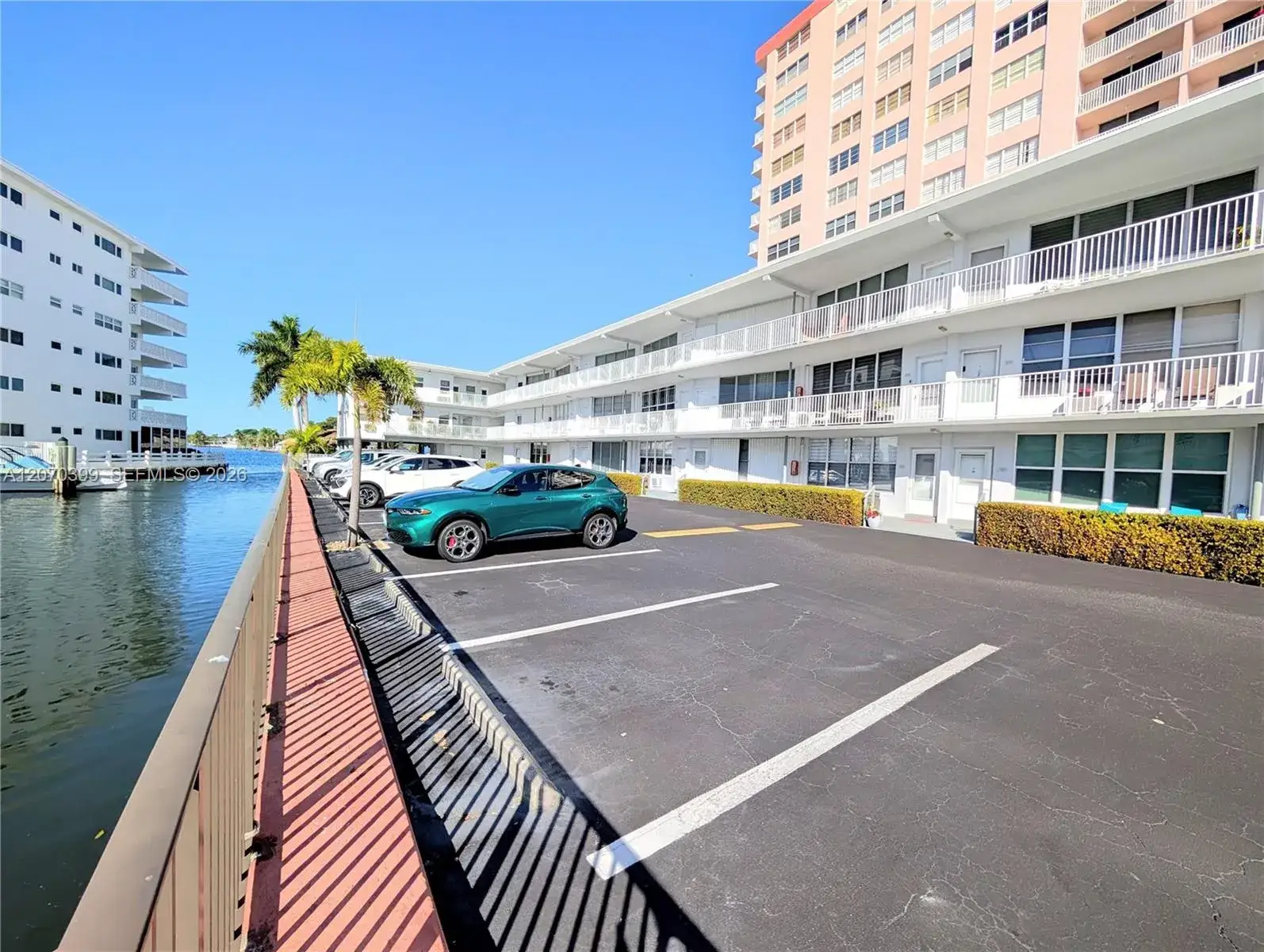 1 bedroom 1 bath Residential for sale at 3177 S Ocean Dr # 125, Hallandale Beach FL 33009
