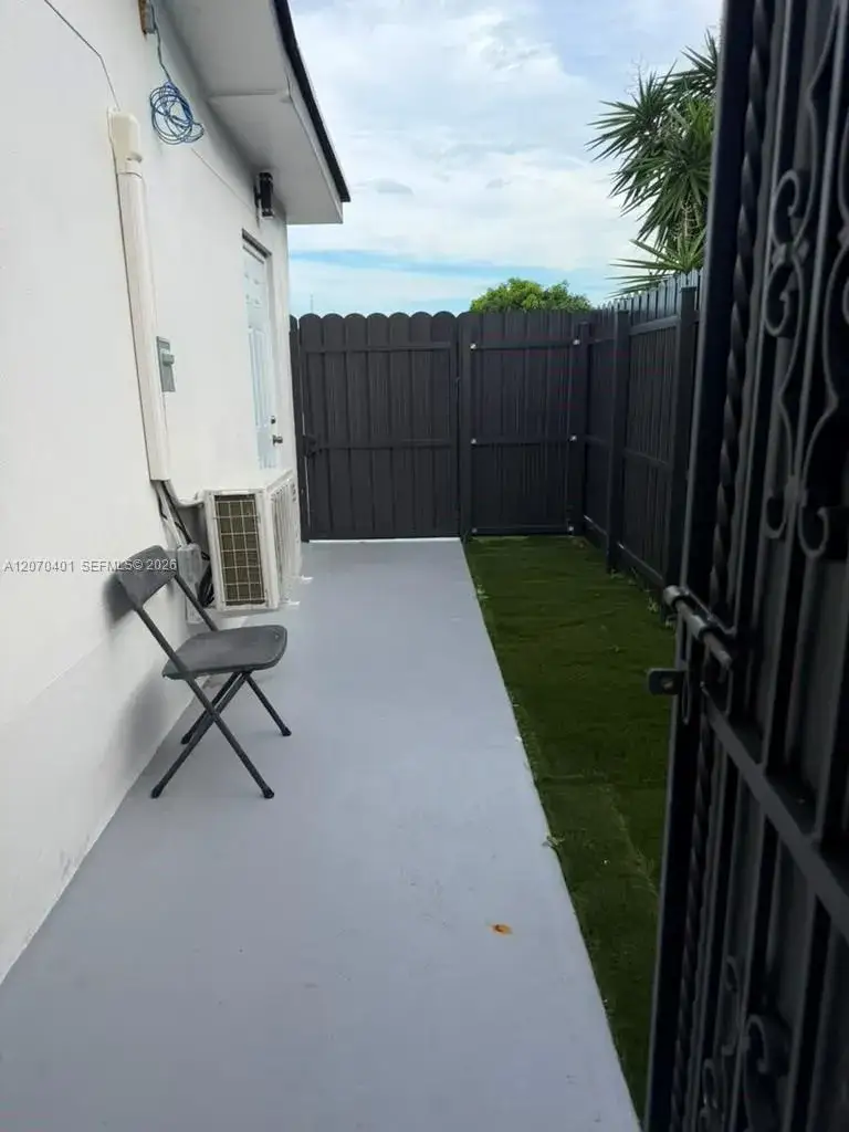861 E 33rd St # 1, Hialeah FL 33013