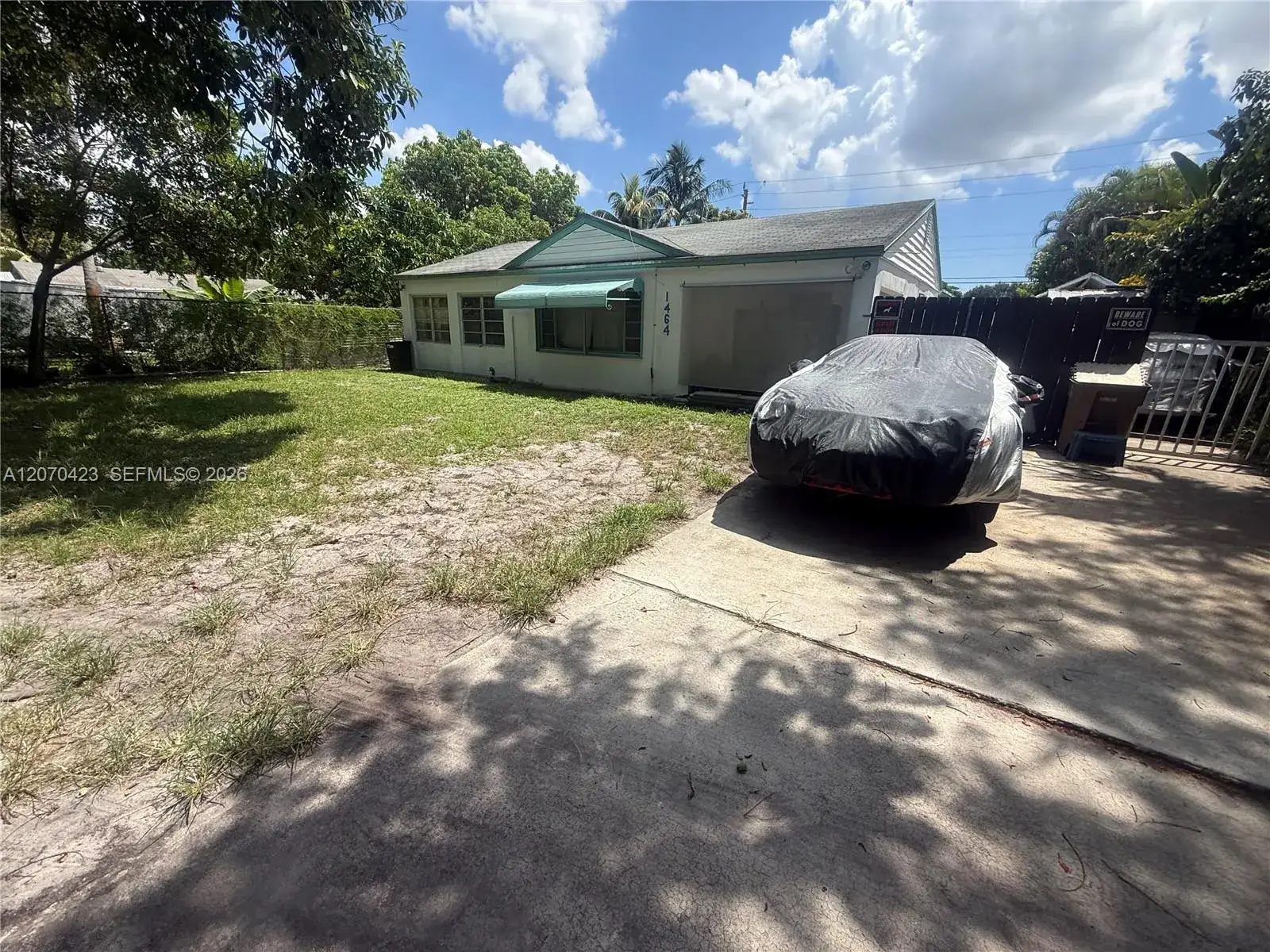 4 bedroom 2 bath Residential for sale at 1464 SW 28th Way, Fort Lauderdale FL 33312