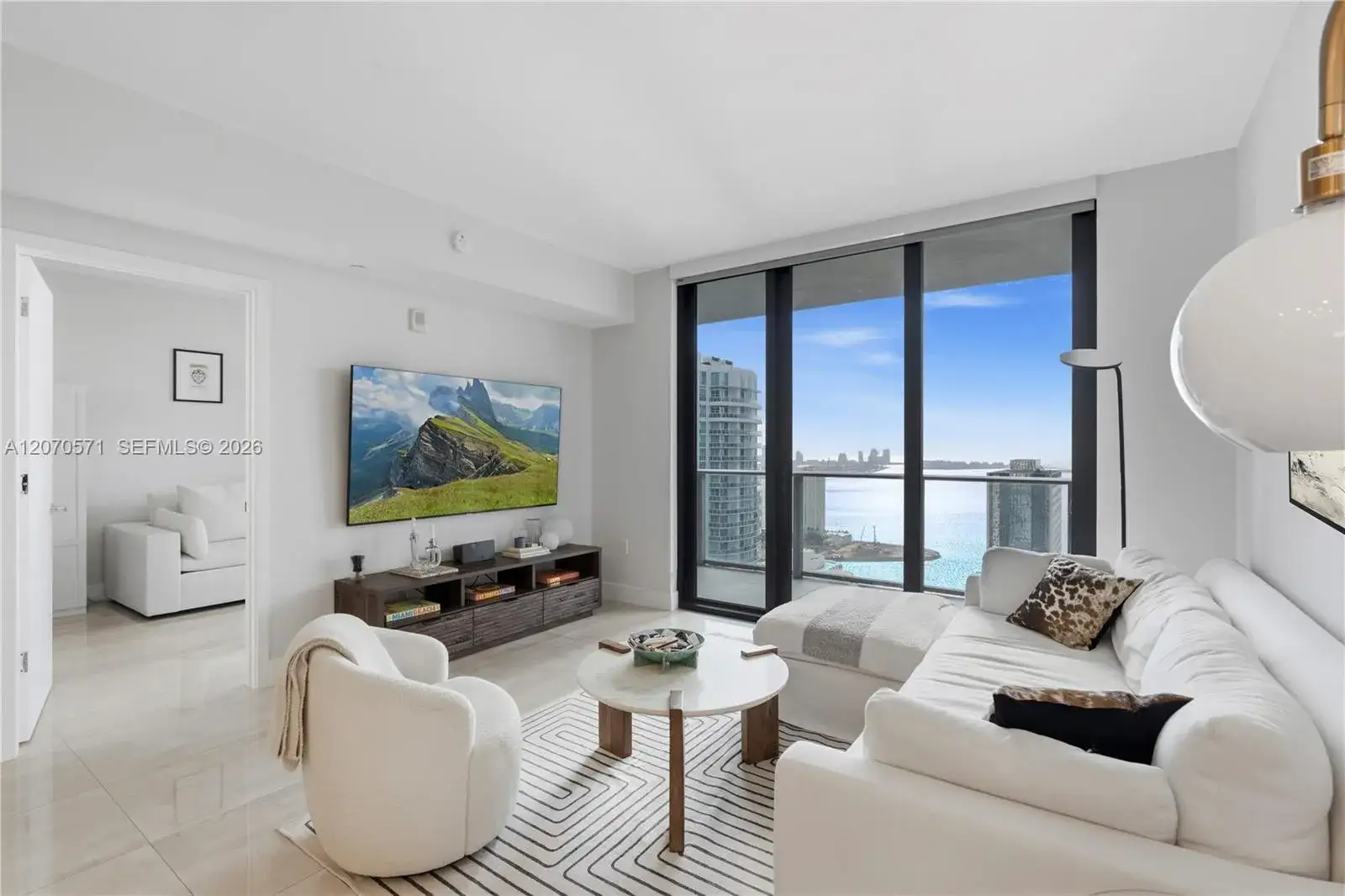 2 bedroom 3 bath Residential for sale at 1010 Brickell Ave # 3903, Miami FL 33131