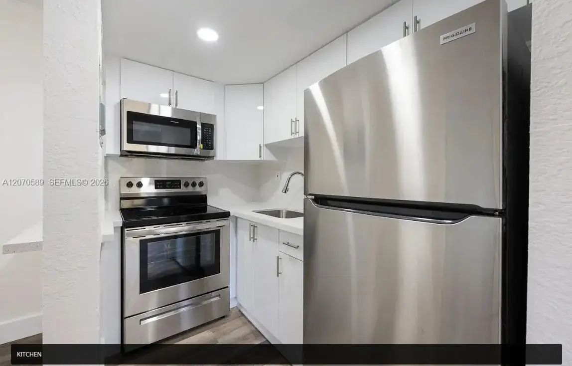1 bedroom 1 bath Residential Lease for rent at 1811 NW 19th Ter # 5, Miami FL 33125