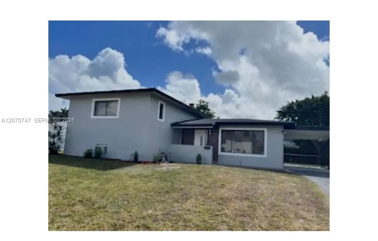 3 bedroom 2 bath Residential for sale at 1230 NE 200th Ter, Miami FL 33179