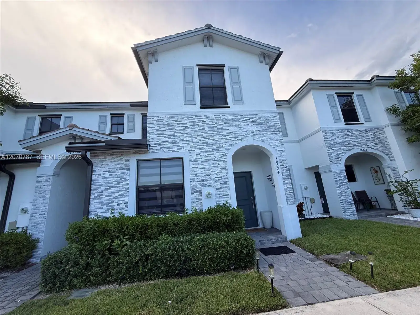 3 bedroom 2 bath Residential for sale at 18324 SW 148th RD, Miami FL 33187
