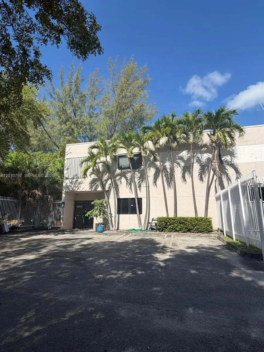 Commercial Sale for sale at 1650 NW 95th Ave, Doral FL 33172