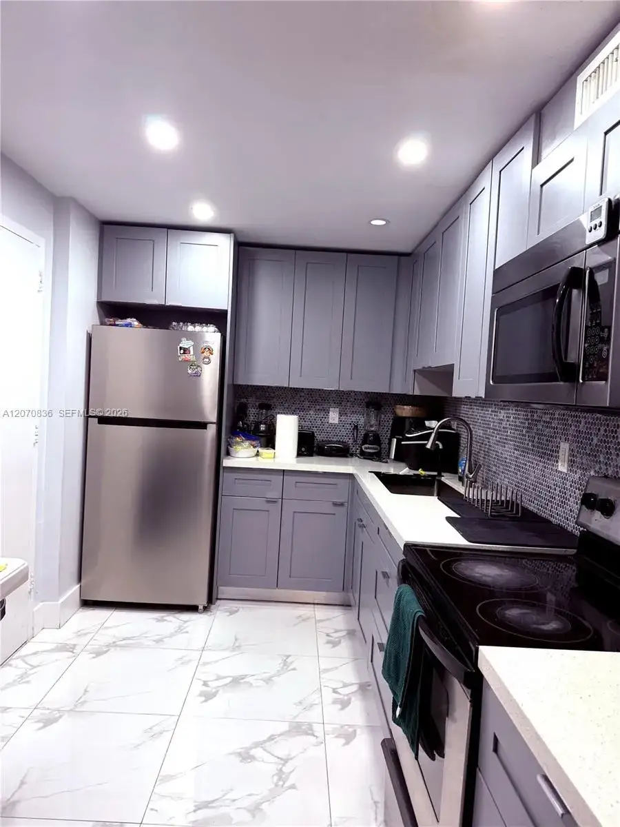 1800 Sans Souci Blvd # 336, North Miami FL 33181