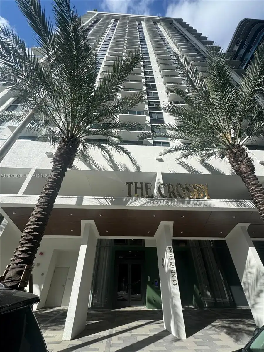 11 NE 6th St # 705, Miami FL 33132