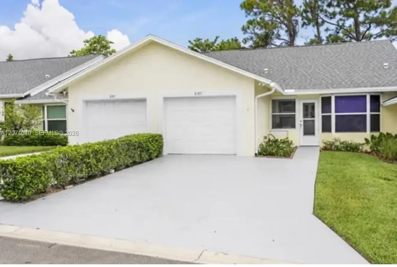 8187 SE Fox Hill Pl, Hobe Sound FL 33455